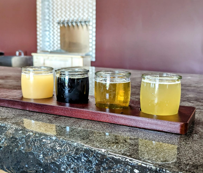 Deep-Creek-Lake-Brewery-Garrett-County-Brewery-Brewery-and-the-Beast-Beer-Flights